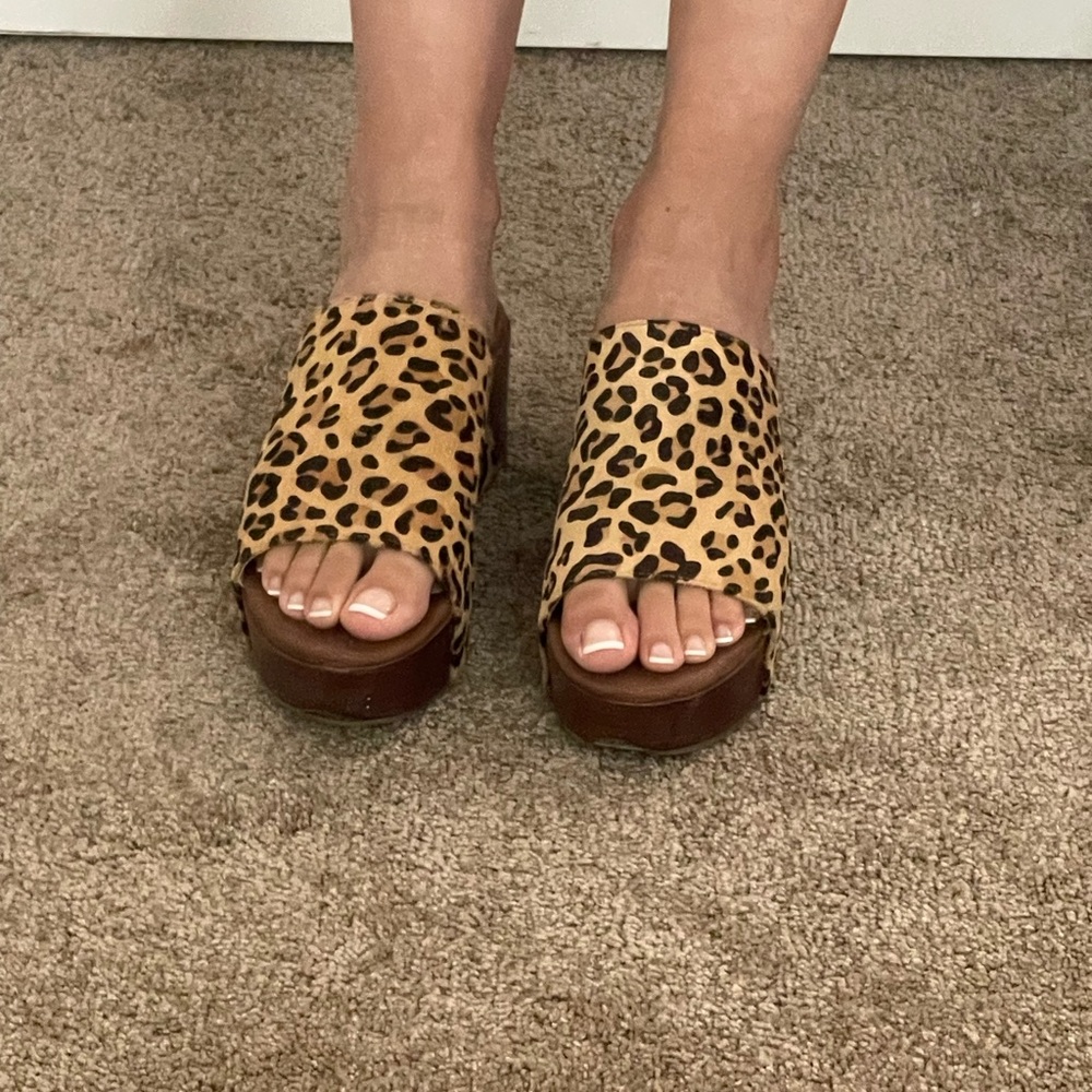 Leopard block platforms - Picture 2 of 2